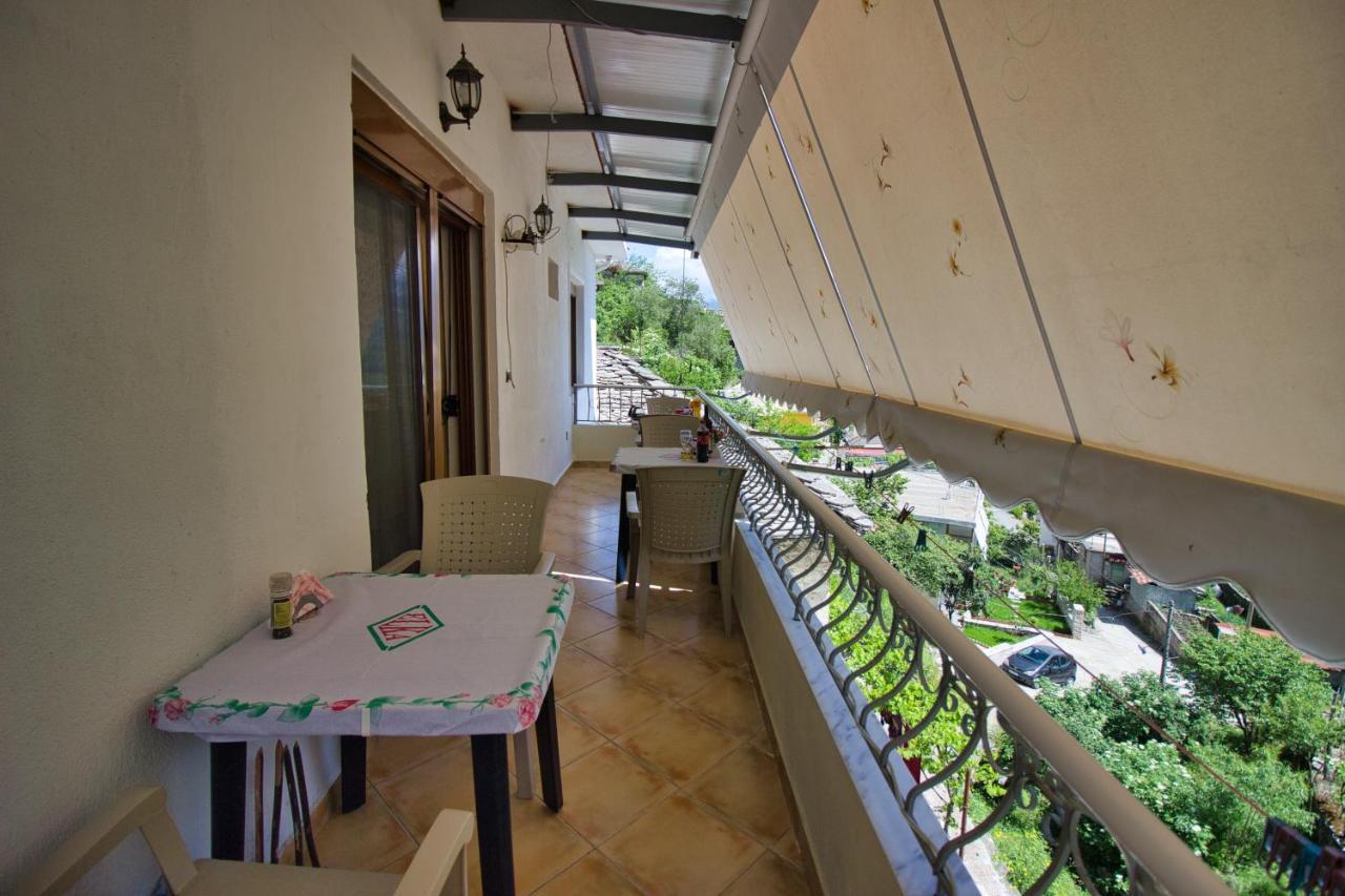 Grandma'S Home Gjirokaster Exterior photo