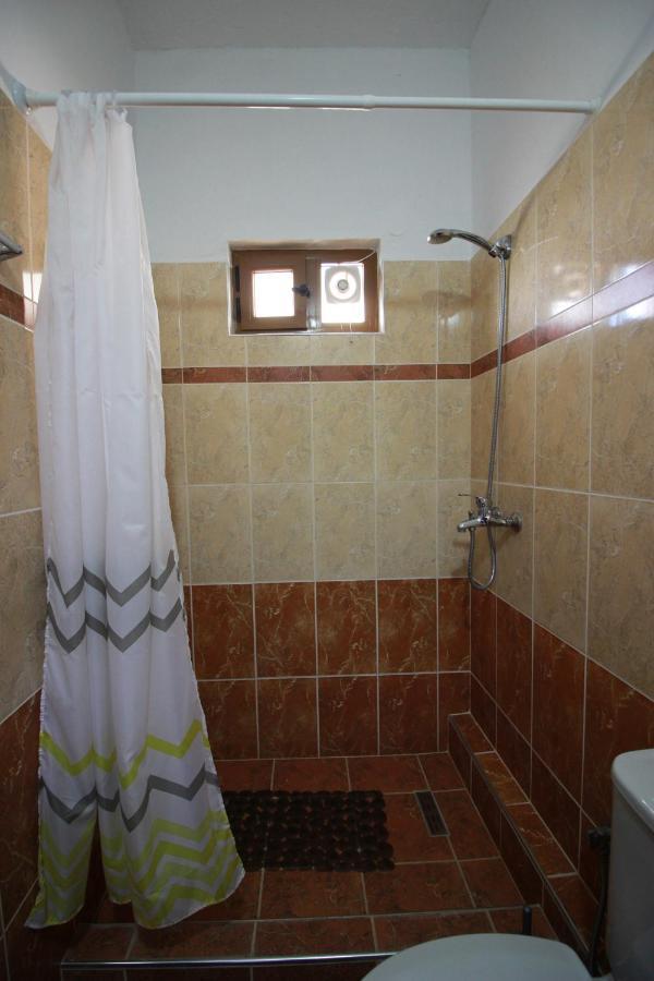 Grandma'S Home Gjirokaster Exterior photo
