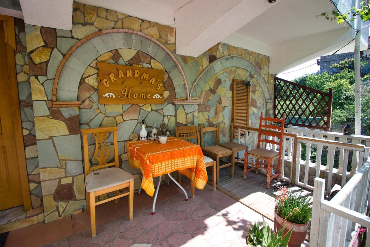 Grandma'S Home Gjirokaster Exterior photo